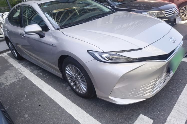 Used Toyota Camry 2024 Dual-Motor 2.0 HGVP Luxury Edition Front Right 45 Deg