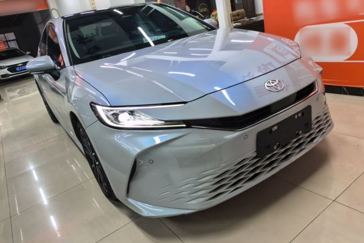 Used Toyota Camry 2024 Dual-Motor 2.0 HG Premium Edition Front Right 45 Deg