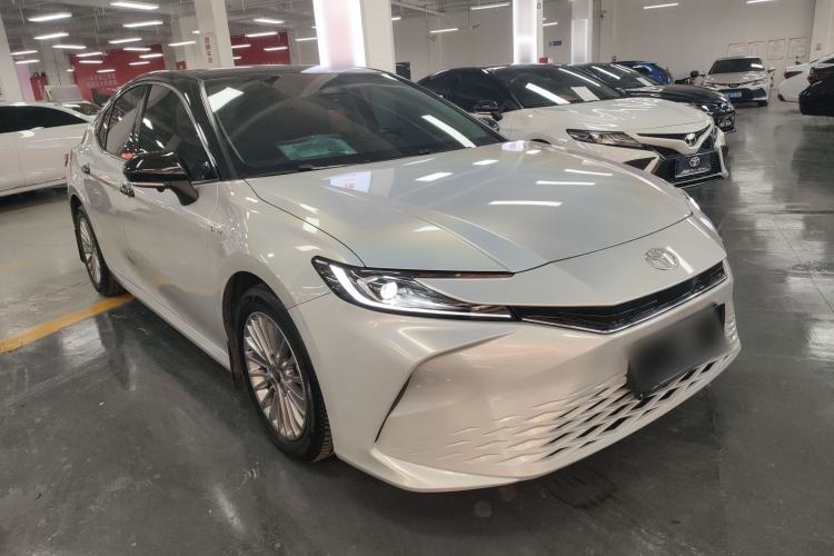 Used Toyota Camry 2024 Dual-Motor 2.0 HGVP Luxury Edition Front Right 45 Deg