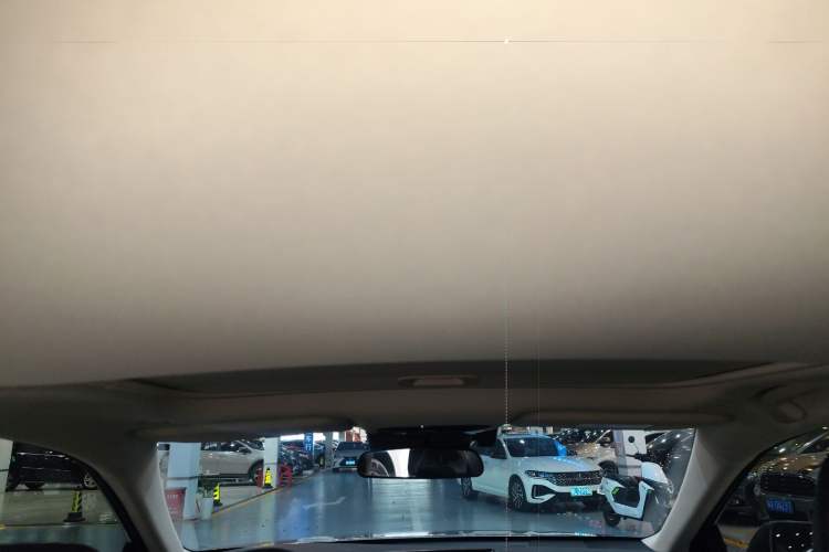 Used Toyota Camry 2024 Dual-Motor 2.0 HGVP Luxury Edition Headliner