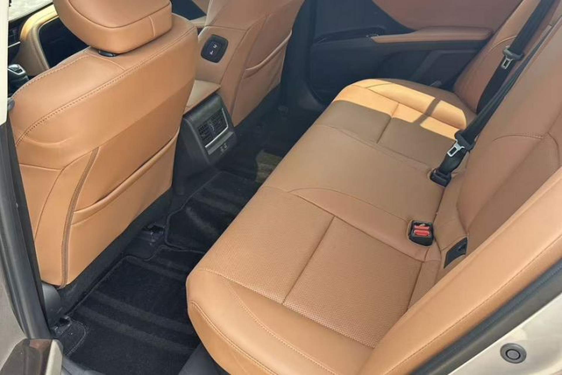 Used Toyota Camry 2024 Dual-Motor 2.0 HGVP Luxury Edition Interior 3