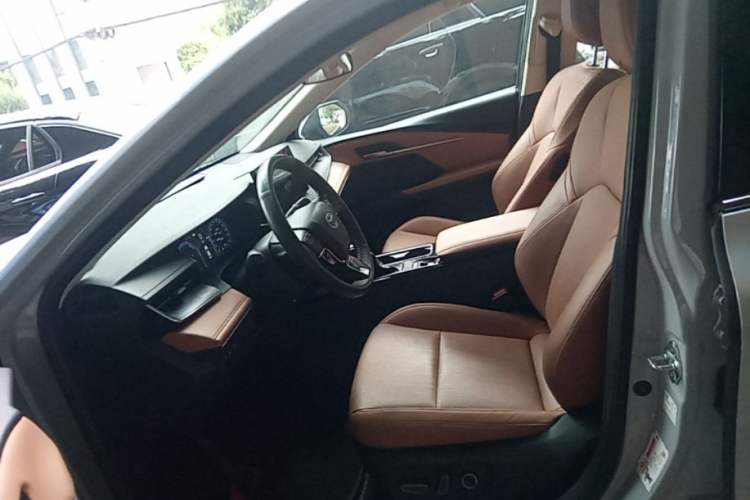Used Toyota Camry 2024 Dual-Motor 2.0 HG Premium Edition Left Front Seat