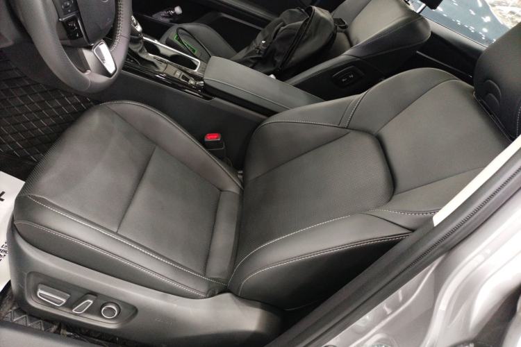 Used Toyota Camry 2024 2.0 GVP Luxury Edition Left Front Seat