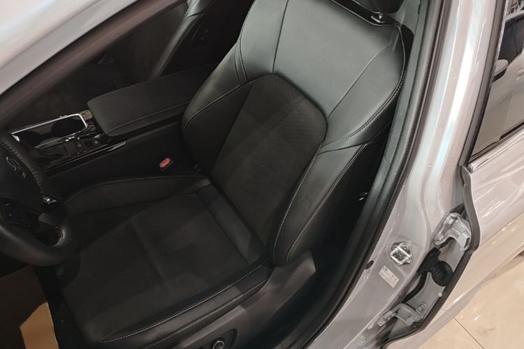 Used Toyota Camry 2024 2.0S Sport Edition Left Front Seat