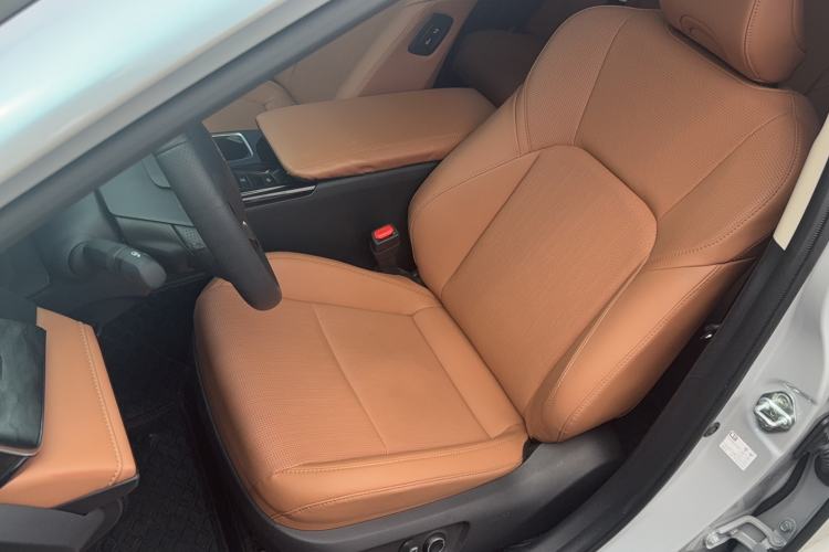 Used Toyota Camry 2024 Dual-Motor 2.0 HG Premium Edition Left Front Seat