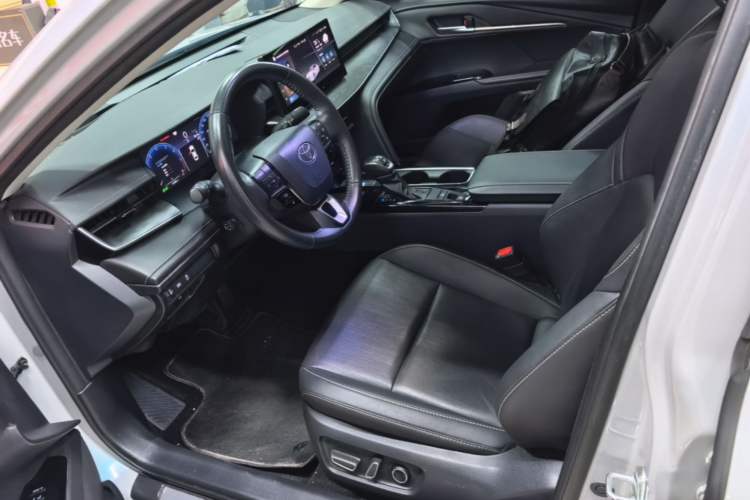 Used Toyota Camry 2024 Dual-Motor 2.0 HG Premium Edition Left Front Seat