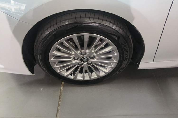 Used Toyota Camry 2024 Dual-Motor 2.0 HG Premium Edition Left Front Wheel Hub