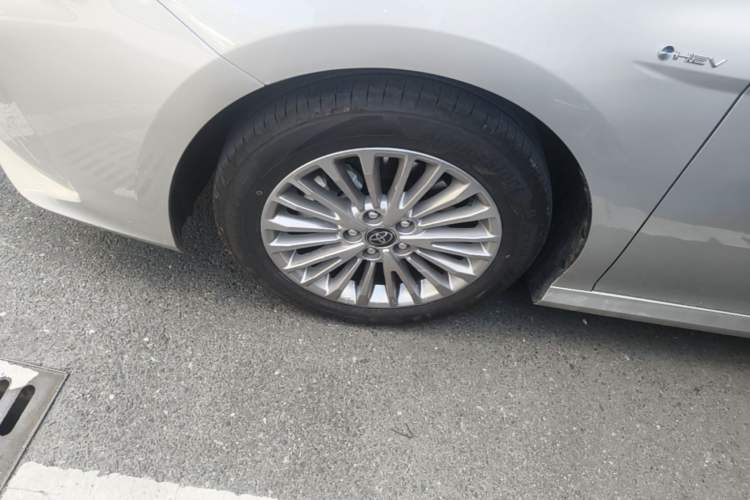 Used Toyota Camry 2024 Dual-Motor 2.0 HGVP Luxury Edition Left Front Wheel Hub