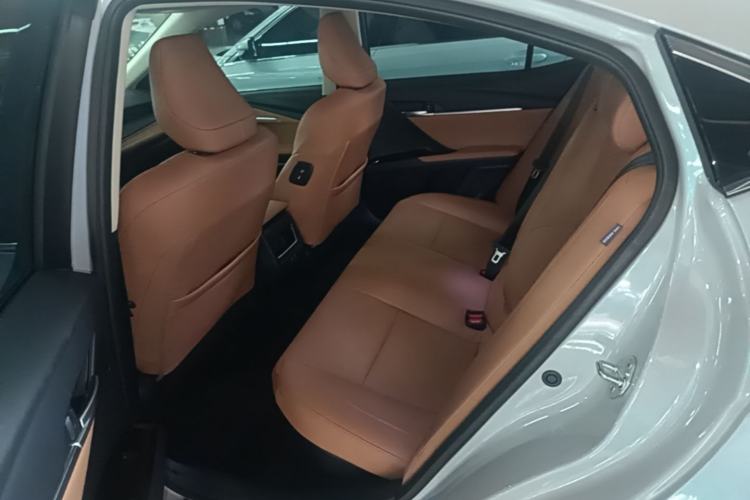 Used Toyota Camry 2024 Dual-Motor 2.0 HGVP Luxury Edition Left Rear Seat