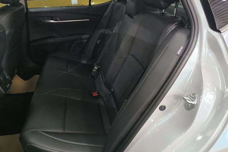 Used Toyota Camry 2024 Dual-Motor 2.0 HG Premium Edition Left Rear Seat