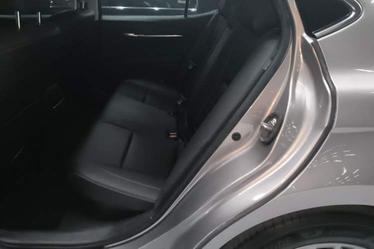 Used Toyota Camry 2024 Dual-Motor 2.0 HGVP Luxury Edition Left Rear Seat