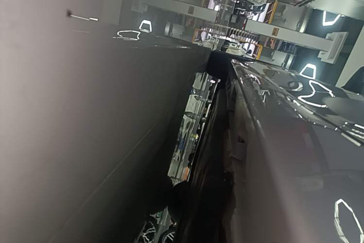 Used Toyota Camry 2024 Dual-Motor 2.0 HGVP Luxury Edition Left Side Sill