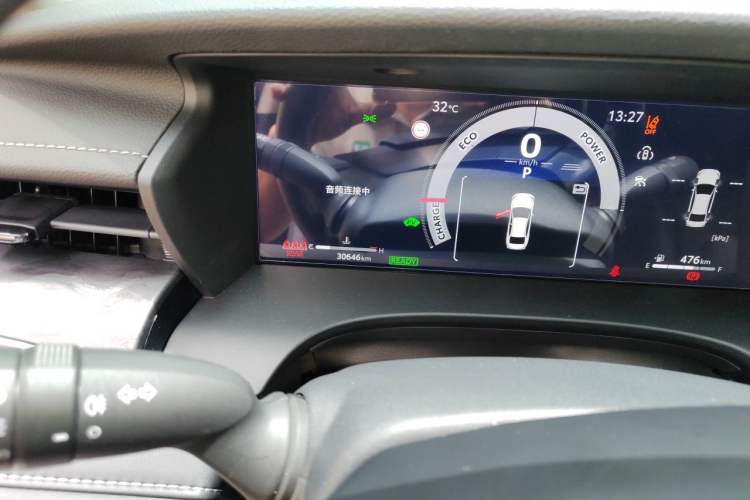 Used Toyota Camry 2024 Dual-Motor 2.0 HG Premium Edition Odometer Close Up