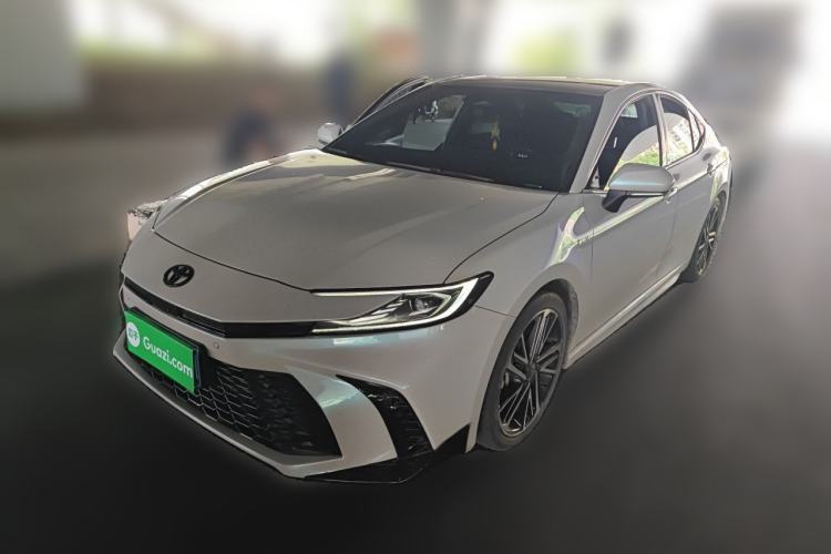 Used Toyota Camry 2024 Dual-Motor 2.0HS Sport Edition Guazi used car, China used car export, Used car for sale, Used cars, Cheapest cars for sale