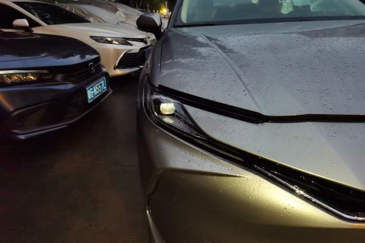 Used Toyota Camry 2024 2.0 GVP Luxury Edition Right Front Headlight