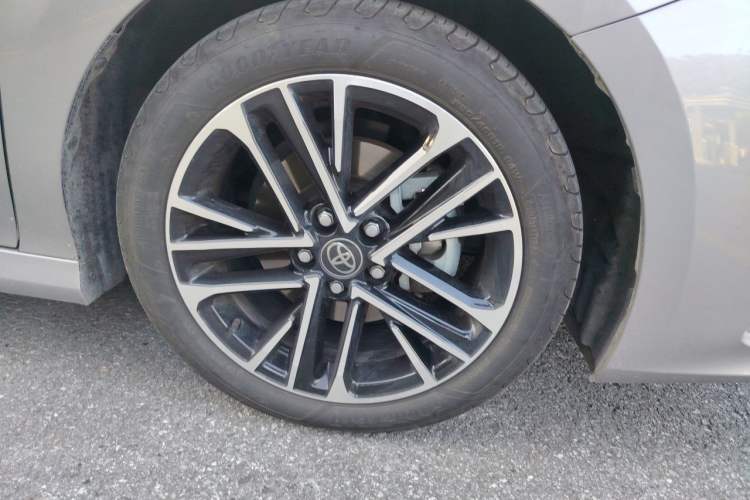 Used Toyota Camry 2024 Dual-Motor 2.0 HG Premium Edition Right Front Wheel Hub