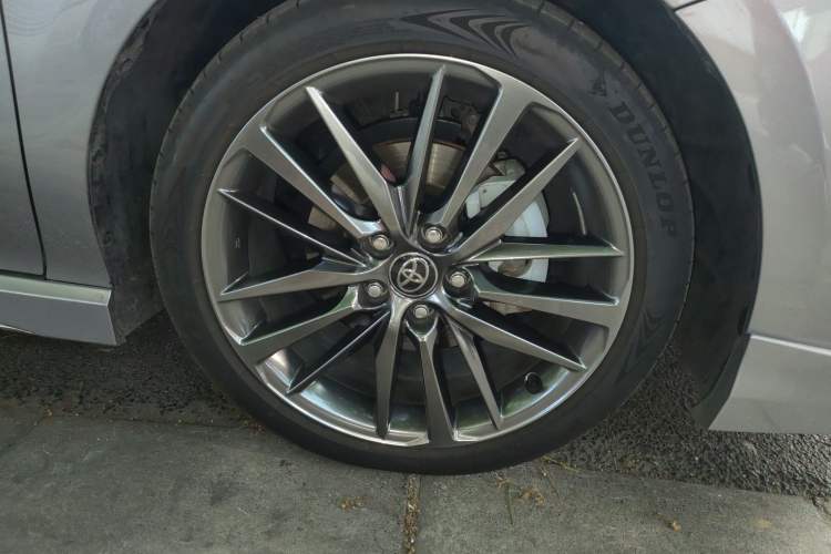 Used Toyota Camry 2024 Dual-Motor 2.0 HXS Sport Plus Edition Right Front Wheel Hub