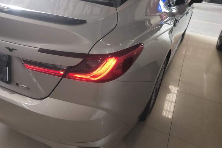 Used Toyota Camry 2024 Dual-Motor 2.0 HGVP Luxury Edition Right Rear Taillight