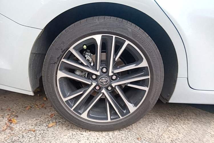Used Toyota Camry 2024 Dual-Motor 2.0 HG Premium Edition Right Rear Wheel Hub