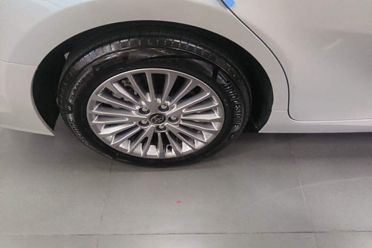 Used Toyota Camry 2024 Dual-Motor 2.0 HG Premium Edition Right Rear Wheel Hub