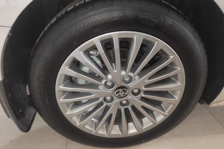 Used Toyota Camry 2024 Dual-Motor 2.0 HGVP Luxury Edition Right Rear Wheel Hub