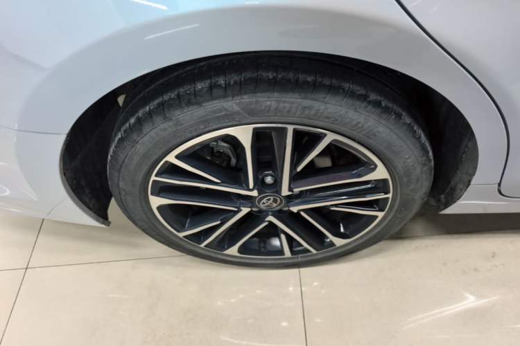 Used Toyota Camry 2024 Dual-Motor 2.0 HG Premium Edition Right Rear Wheel Hub