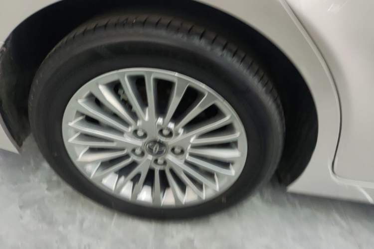 Used Toyota Camry 2024 Dual-Motor 2.0 HGVP Luxury Edition Right Rear Wheel Hub