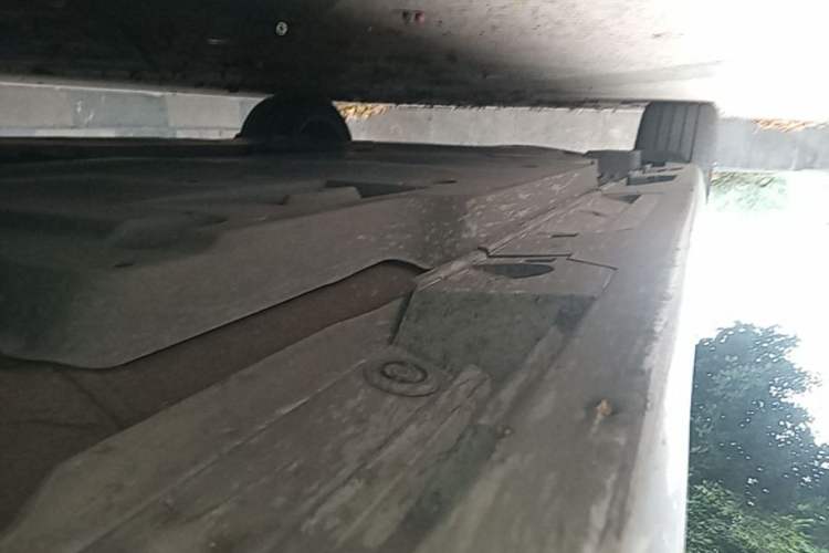 Used Toyota Camry 2024 Dual-Motor 2.0 HG Premium Edition Right Side Sill