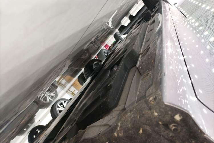 Used Toyota Camry 2024 2.0 GVP Luxury Edition Right Side Sill