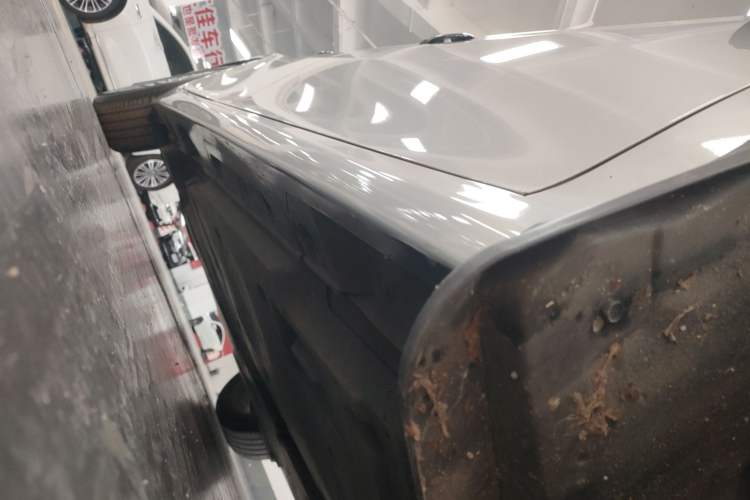 Used Toyota Camry 2024 Dual-Motor 2.0 HGVP Luxury Edition Right Side Sill