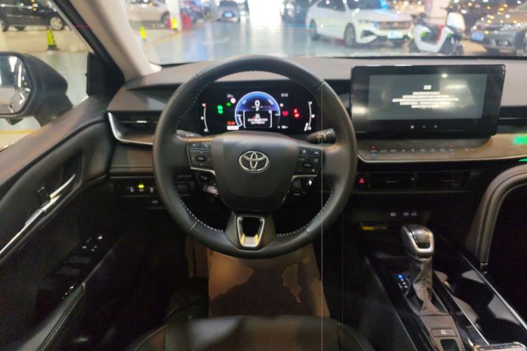 Used Toyota Camry 2024 Dual-Motor 2.0 HGVP Luxury Edition Steering Wheel