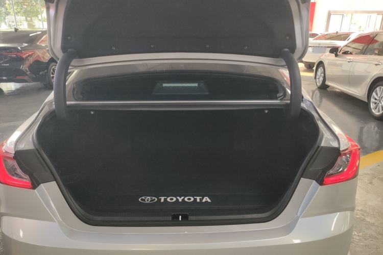 Used Toyota Camry 2024 Dual-Motor 2.0 HGVP Luxury Edition Trunk