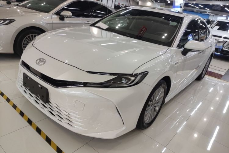 Used Toyota Camry 2024 Dual-Motor 2.0 HGVP Luxury Edition Guazi used car, China used car export, Used car for sale, Used  cars, Cheapest cars for sale