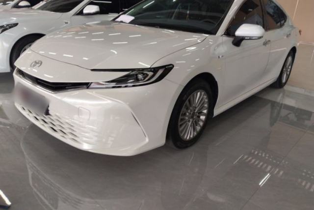 Used Toyota Camry 2024 Dual-Motor 2.0 HGVP Luxury Edition