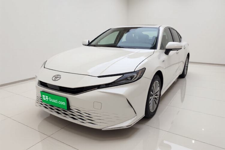 Ojetý Toyota Camry 2024 Dual-Motor 2.0 HGVP Luxury Edition Guazi used car, China used car export, Used car for sale, Used  cars, Cheapest cars for sale