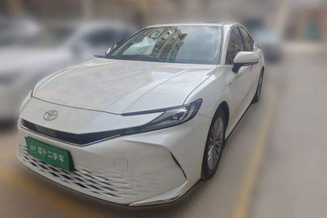 Used Toyota Camry 2024 Dual-Motor 2.0 HGVP Luxury Edition