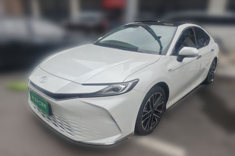 Used Toyota Camry 2024 Dual-Motor 2.0 HG Premium Edition Guazi used car, China used car export, Used car for sale, Used  cars, Cheapest cars for sale