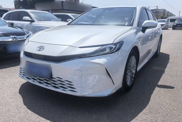 Used Toyota Camry 2024 Dual-Motor 2.0 HE Elite Edition