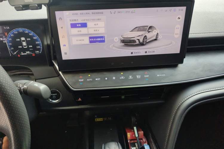 Used Toyota Camry 2024 Dual-Engine 2.5HG Prestige Edition Audio And AC Panel