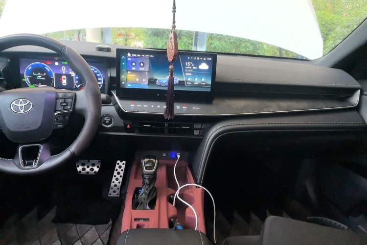 Used Toyota Camry 2024 Dual-Motor 2.0 HXS Sport Plus Edition Audio And AC Panel