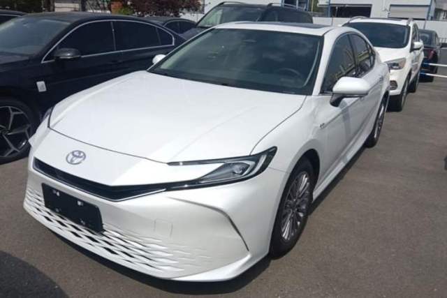 Used Toyota Camry 2024 Dual-Motor 2.0 HGVP Luxury Edition