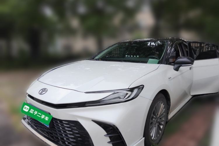 Ojetý Toyota Camry 2024 Dual-Motor 2.0 HGVP Luxury Edition Guazi used car, China used car export, Used car for sale, Used  cars, Cheapest cars for sale