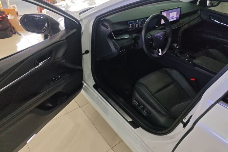 Used Toyota Camry 2024 Dual-Engine 2.5HG Prestige Edition Driver Seat