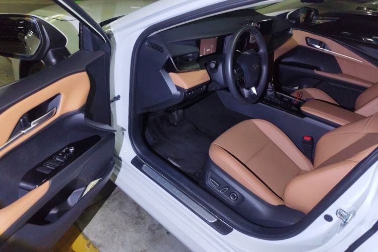 Used Toyota Camry 2024 2.0 GVP Luxury Edition Driver Seat