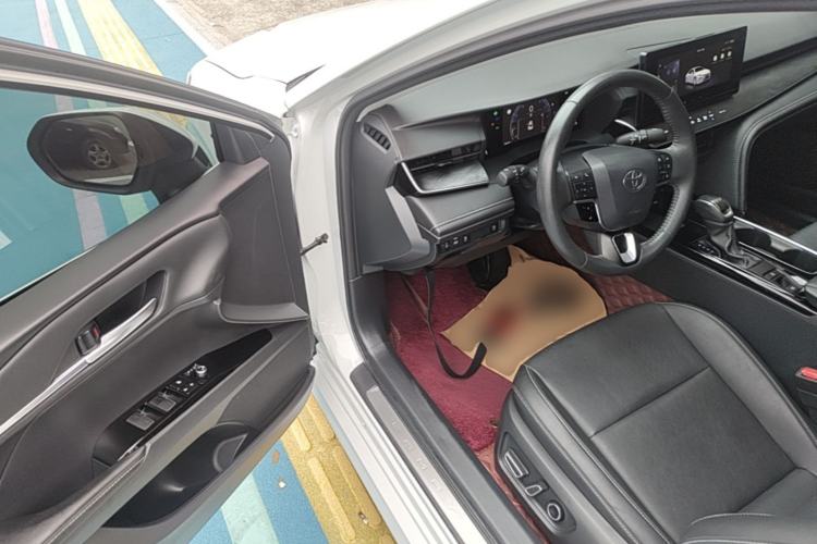 Used Toyota Camry 2024 2.0 GVP Luxury Edition Driver Seat