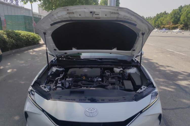 Used Toyota Camry 2024 Dual-Motor 2.0 HE Elite Edition Engine Bay