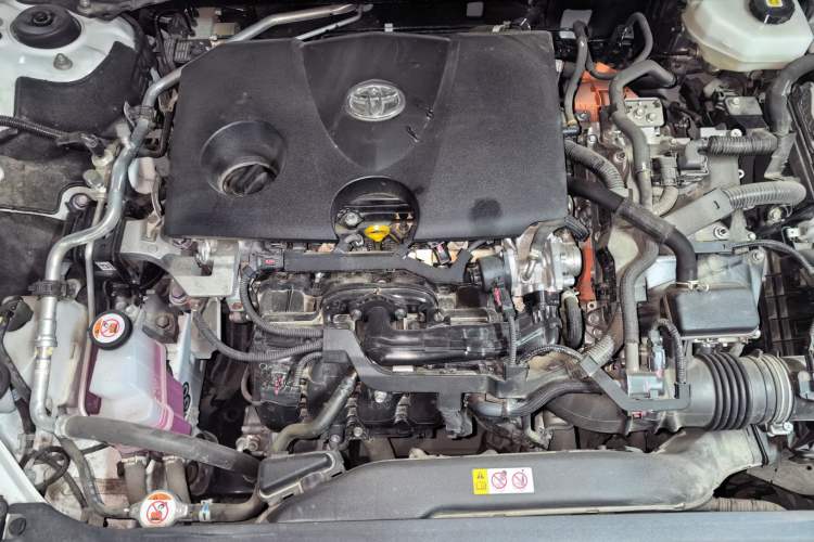 Used Toyota Camry 2024 Dual-Motor 2.0HS Sport Edition Engine Bay