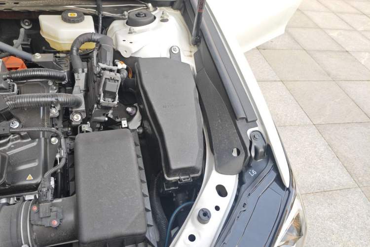 Used Toyota Camry 2024 Dual-Motor 2.0 HGVP Luxury Edition Engine Bay Left