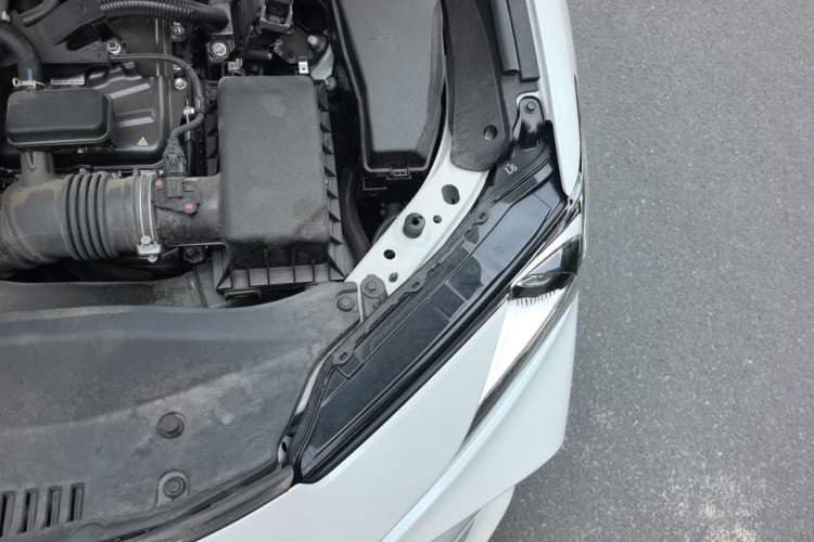 Used Toyota Camry 2024 Dual-Motor 2.0 HE Elite Edition Engine Bay Left