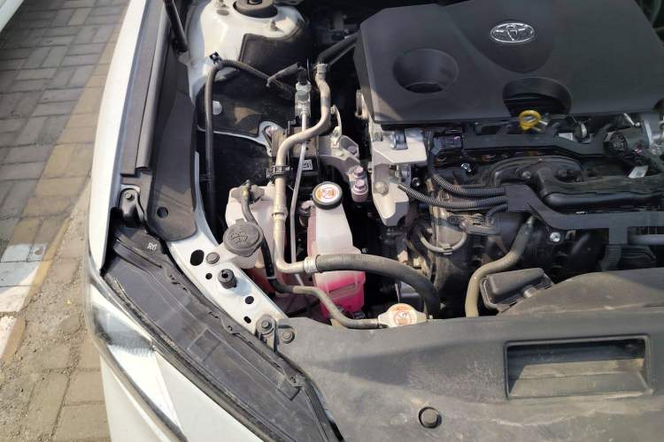 Used Toyota Camry 2024 Dual-Motor 2.0 HGVP Luxury Edition Engine Bay Right